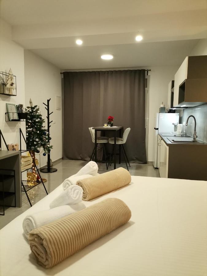 Ferienwohnung Cave With Free Parking Pula Exterior foto