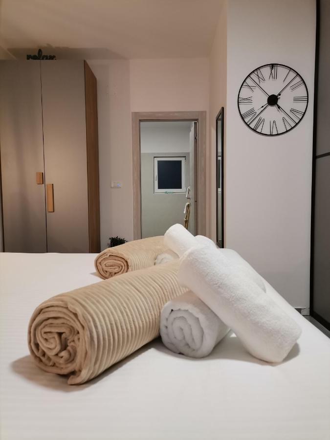 Ferienwohnung Cave With Free Parking Pula Exterior foto